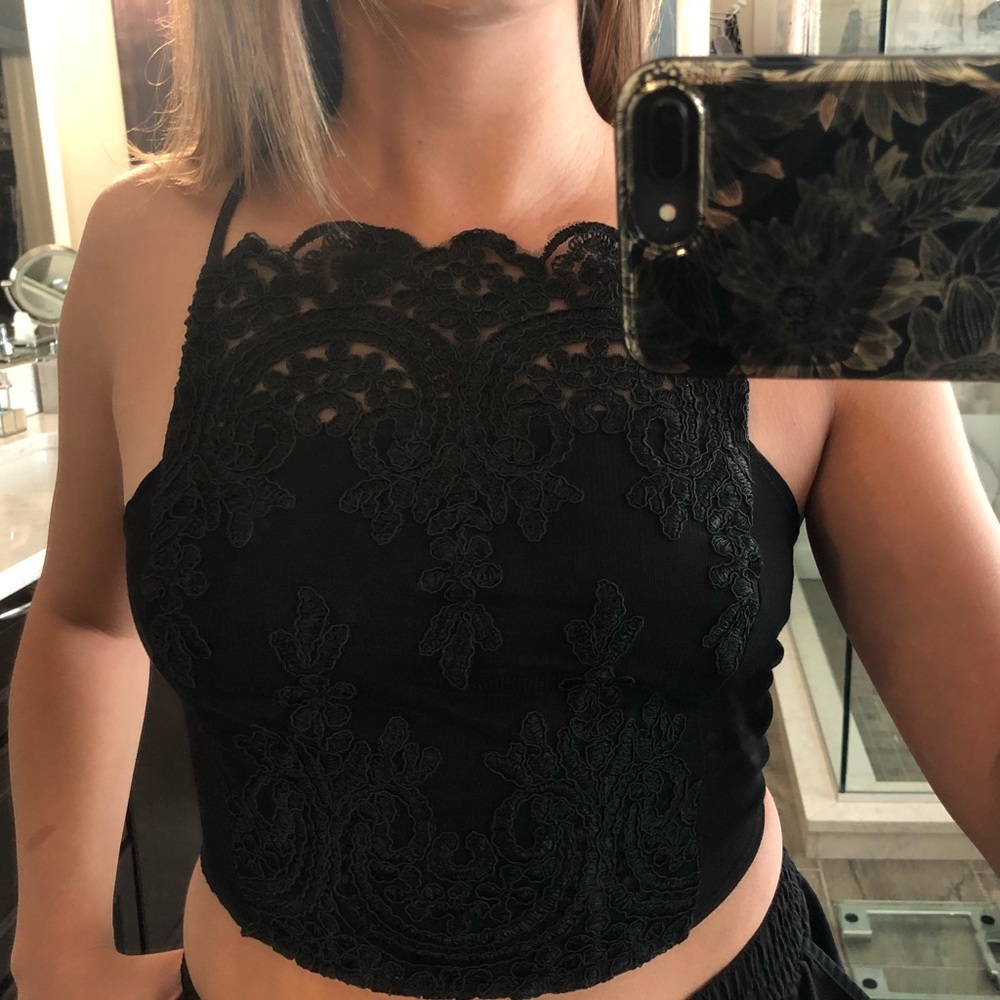 Black crop top